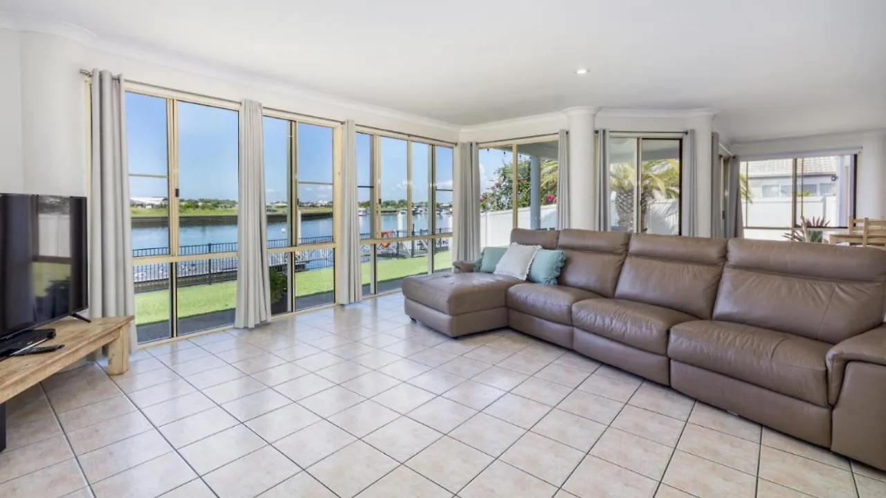 Casa vacanze Dog Friendly Home With Canal Views Banksia Beach