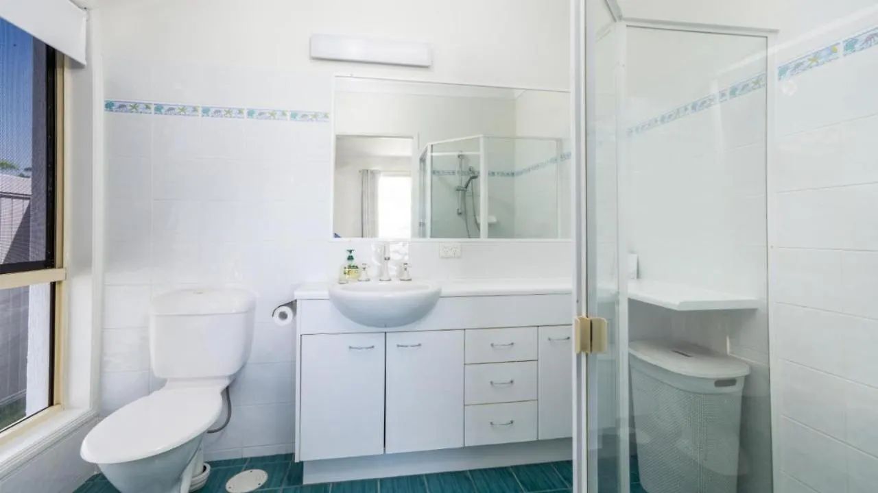 Dog Friendly Home With Canal Views Banksia Beach